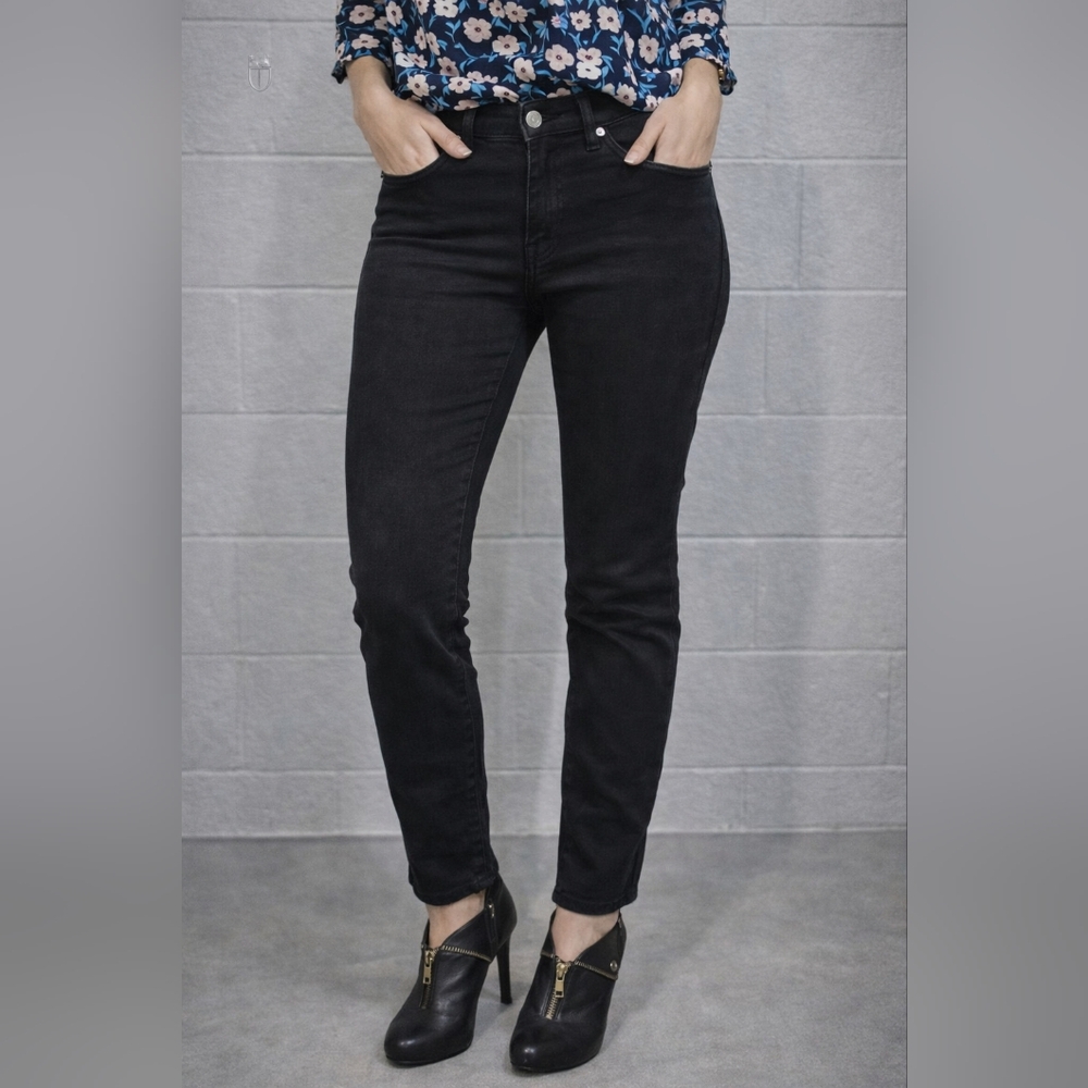 Simply Vera Wang Women's Black Skinny Jeans
